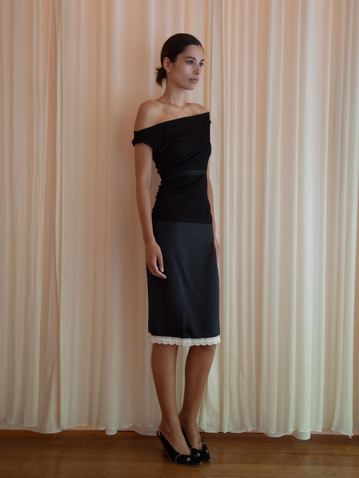 SOLSTICE MIDI SKIRT IN BLACK