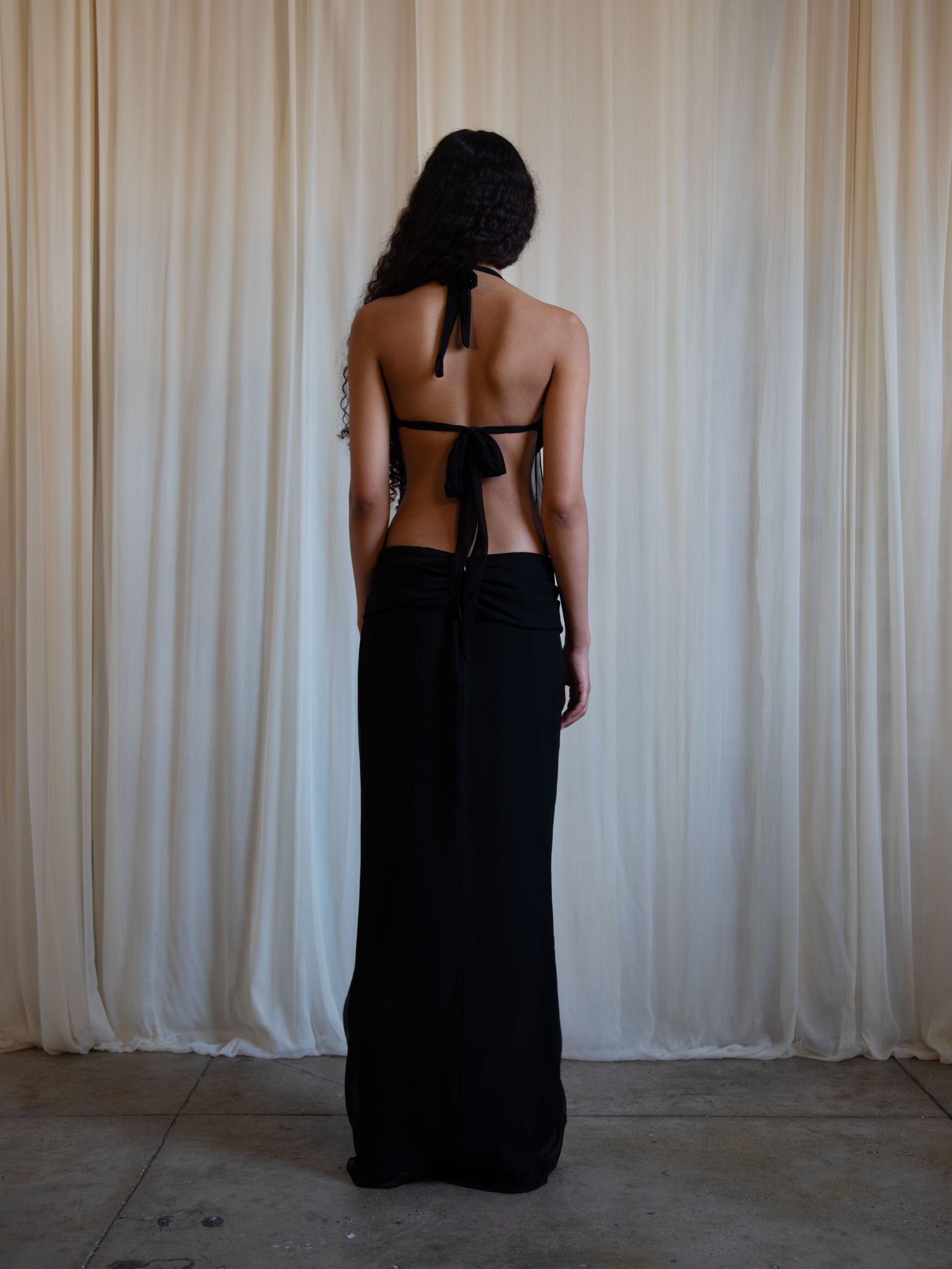DANDELION TOP IN BLACK