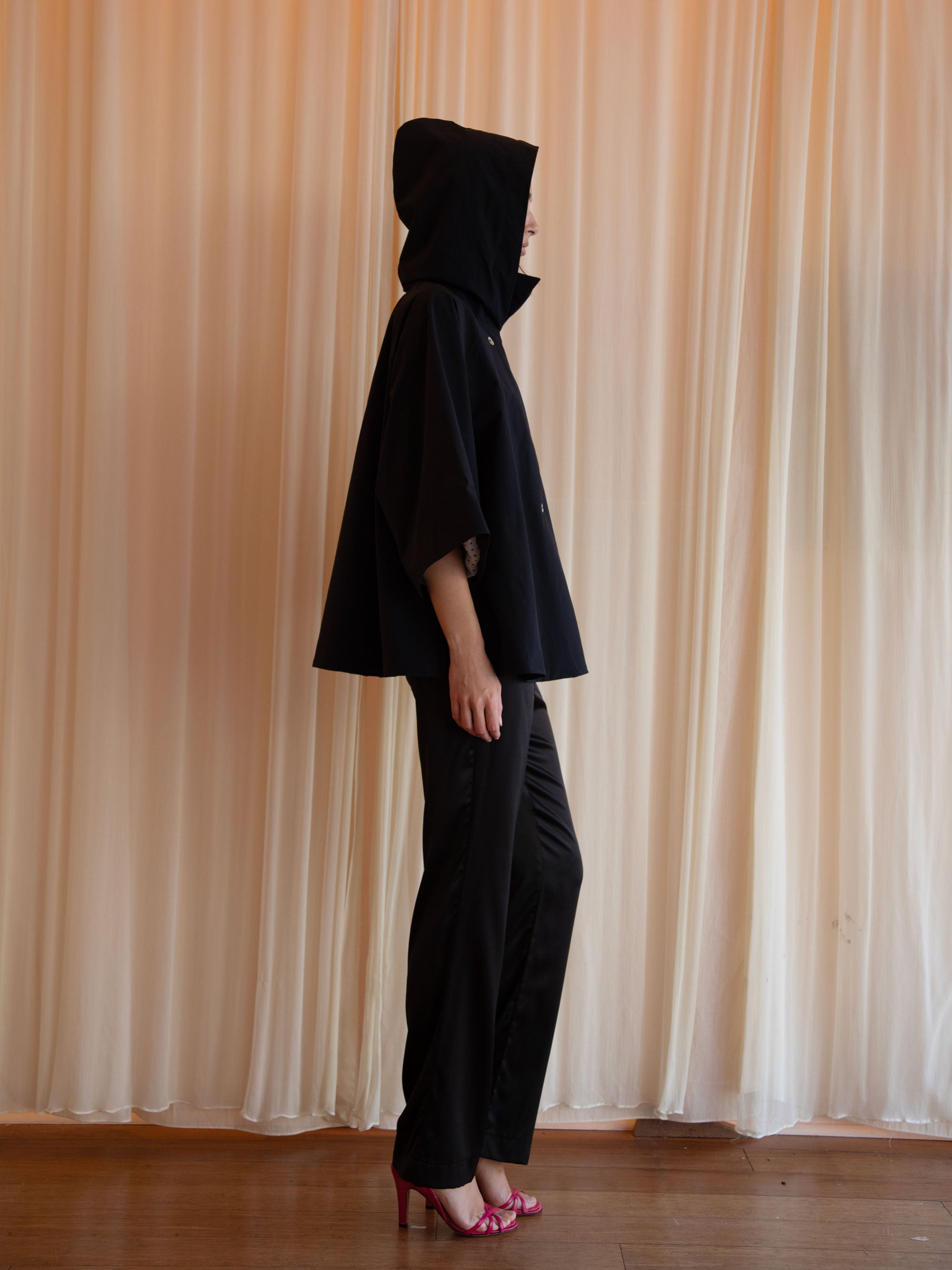OPALEYE RAINCOAT IN BLACK (PRE-ORDER)