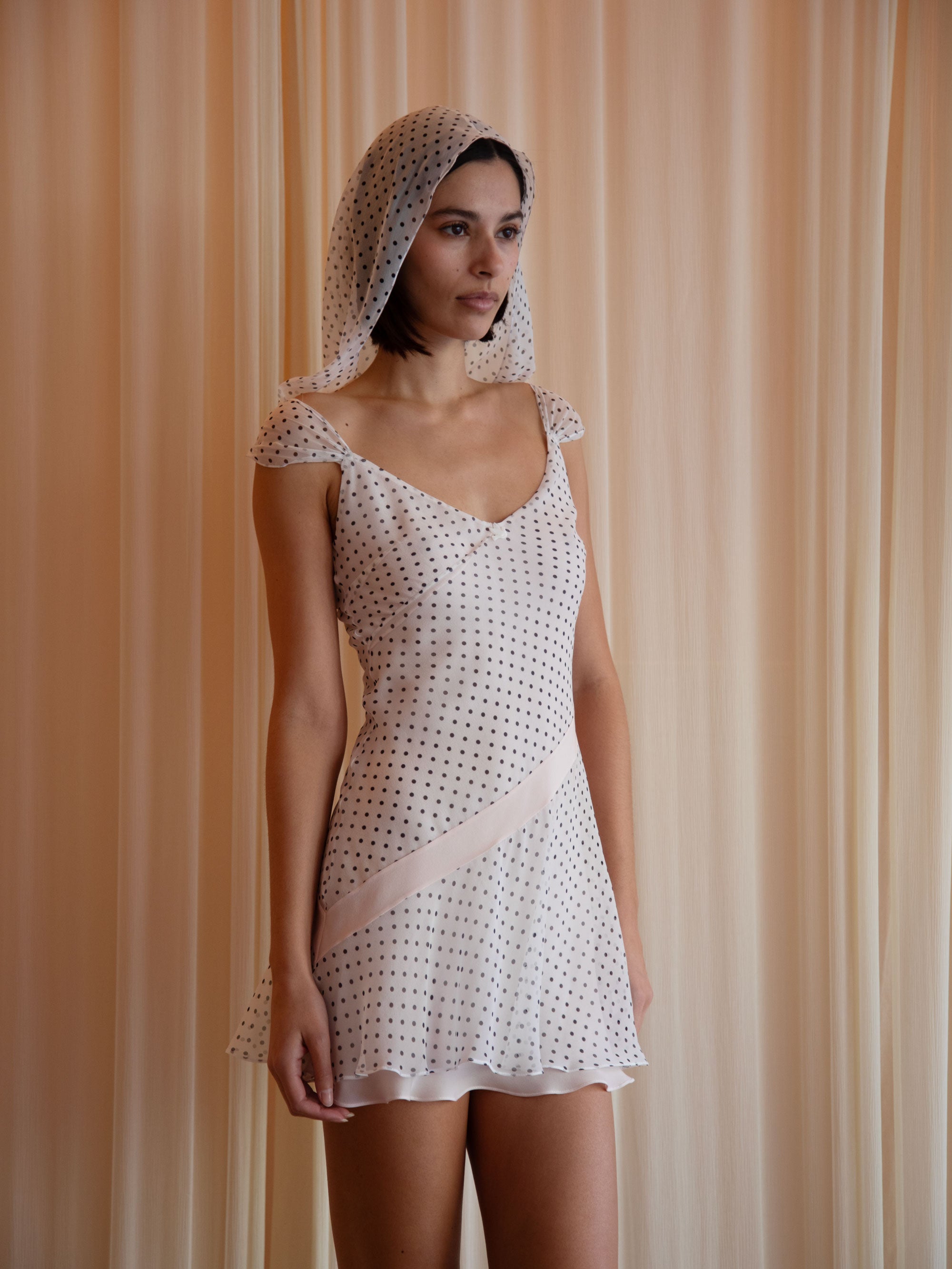 DOVE DRESS IN POLKA DOT