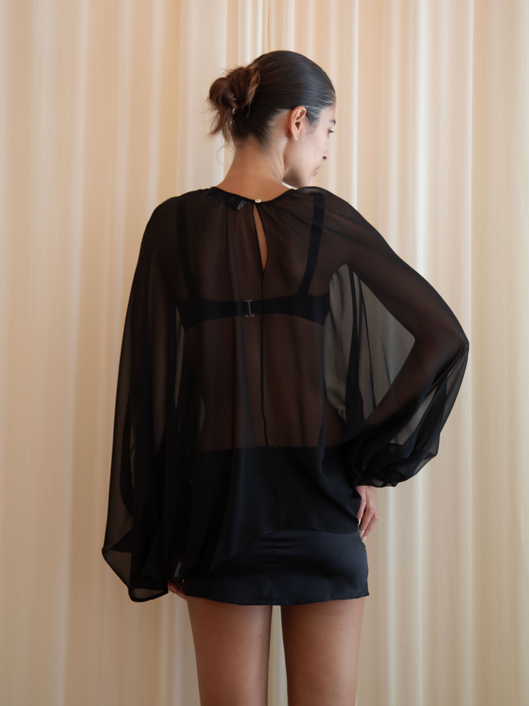 CAFE BLOUSE IN BLACK