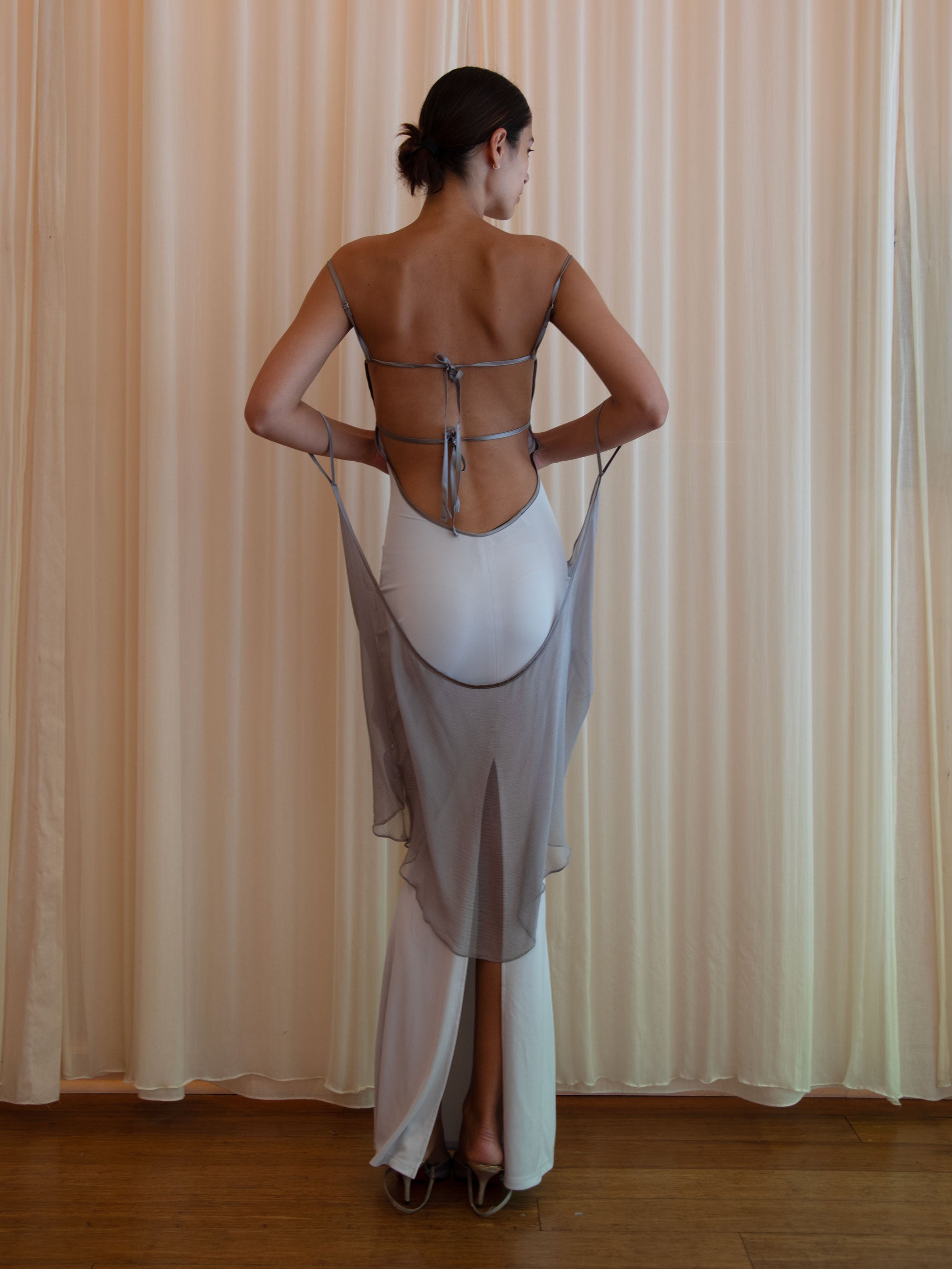 BRONTE DRESS IN SILVER