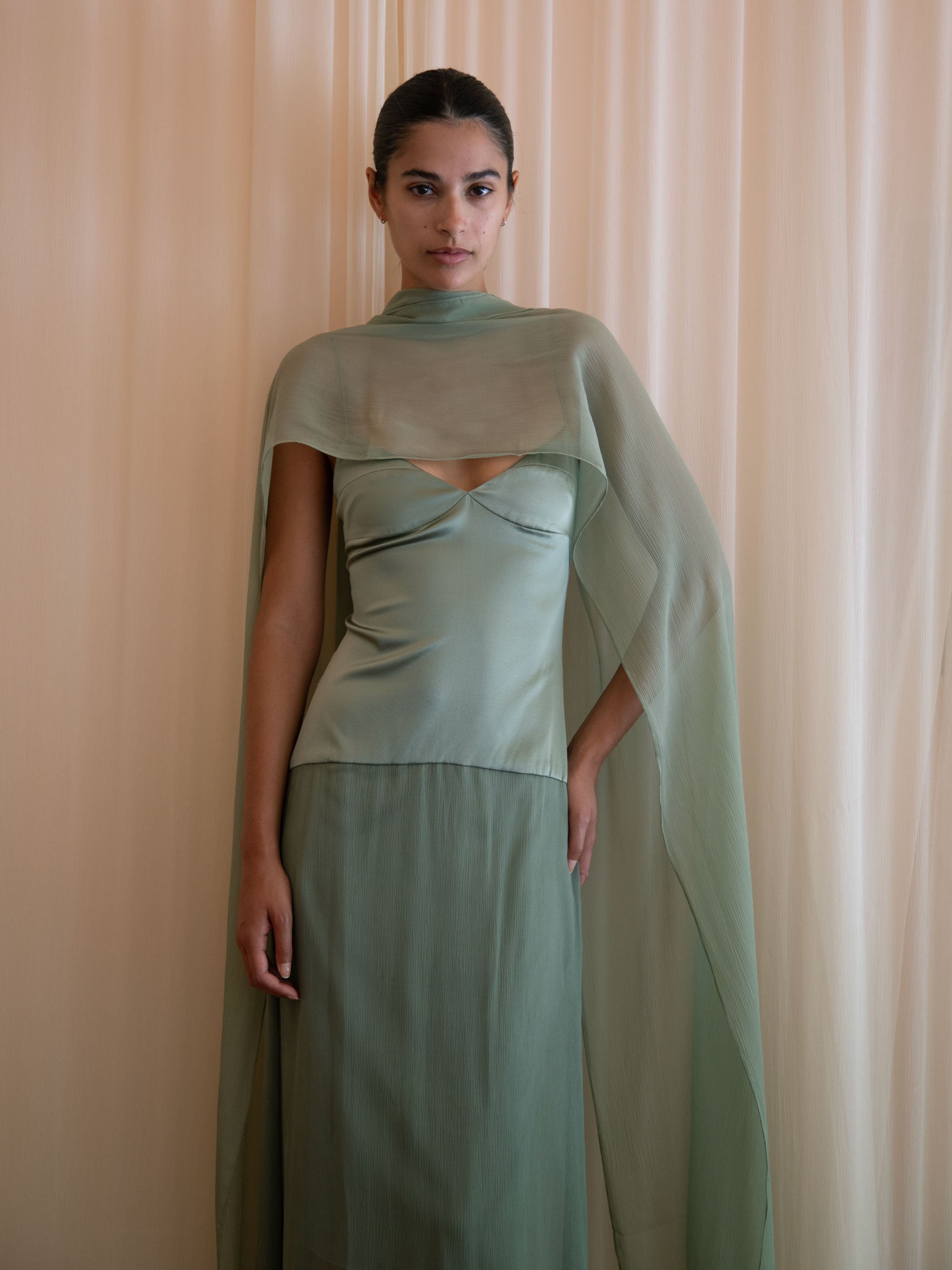 DEVERUSA DRESS (PRE-ORDER)