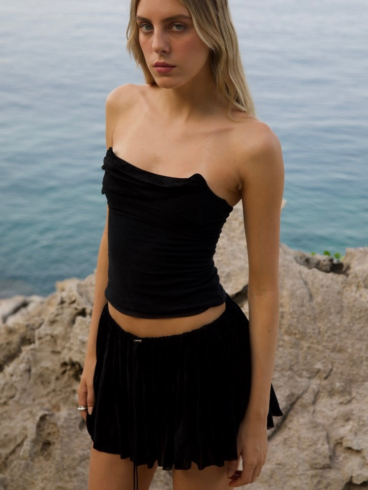 GARDEN TUTU IN BLACK