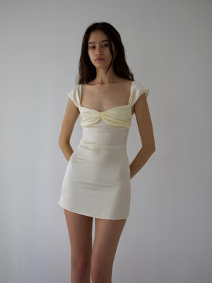 
                  
                    Load image into Gallery viewer, AUDREY DRESS IN CREAM SILK
                  
                