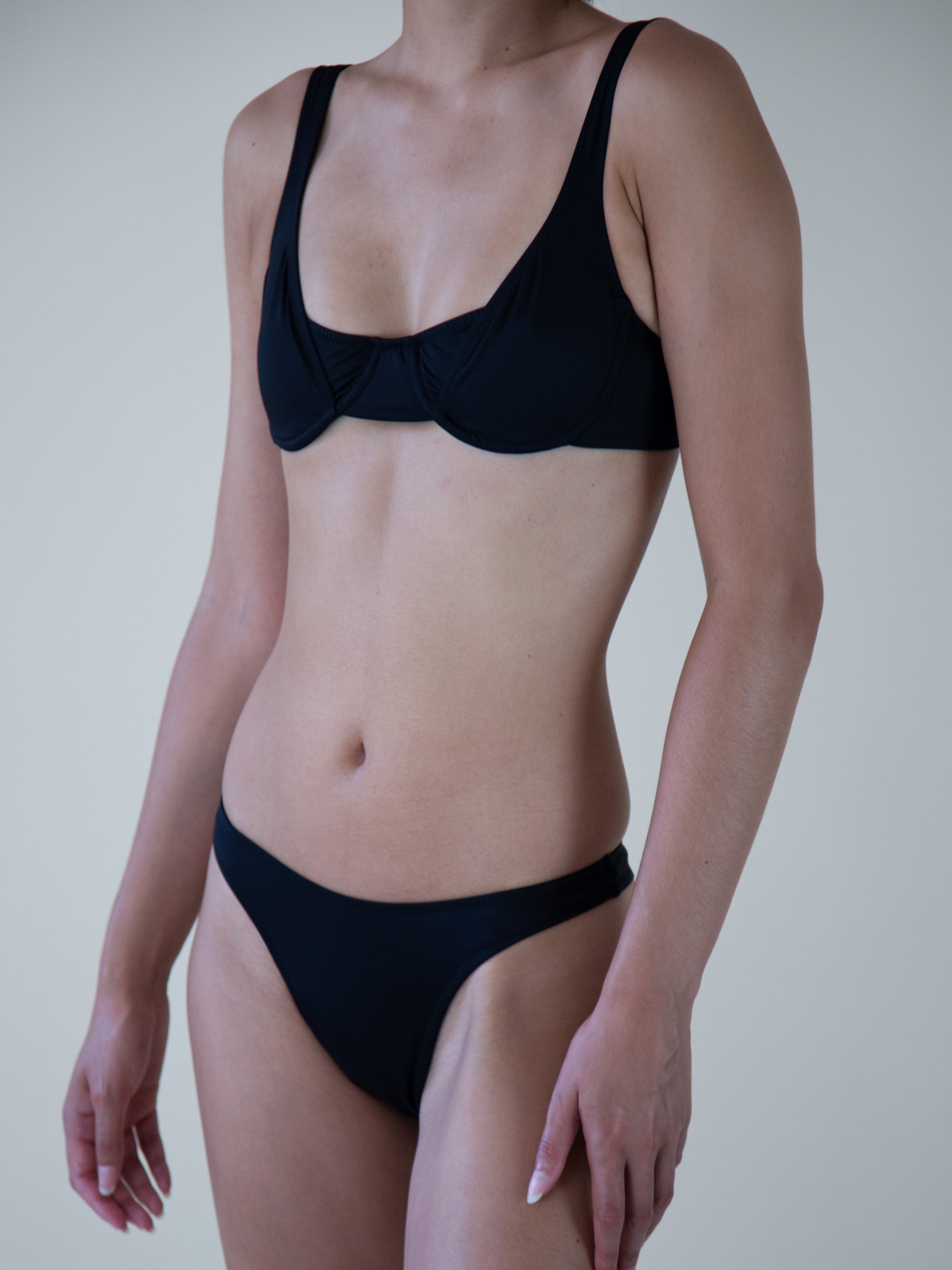 NEUVE SWIM TOP SS22 + RECYCLED