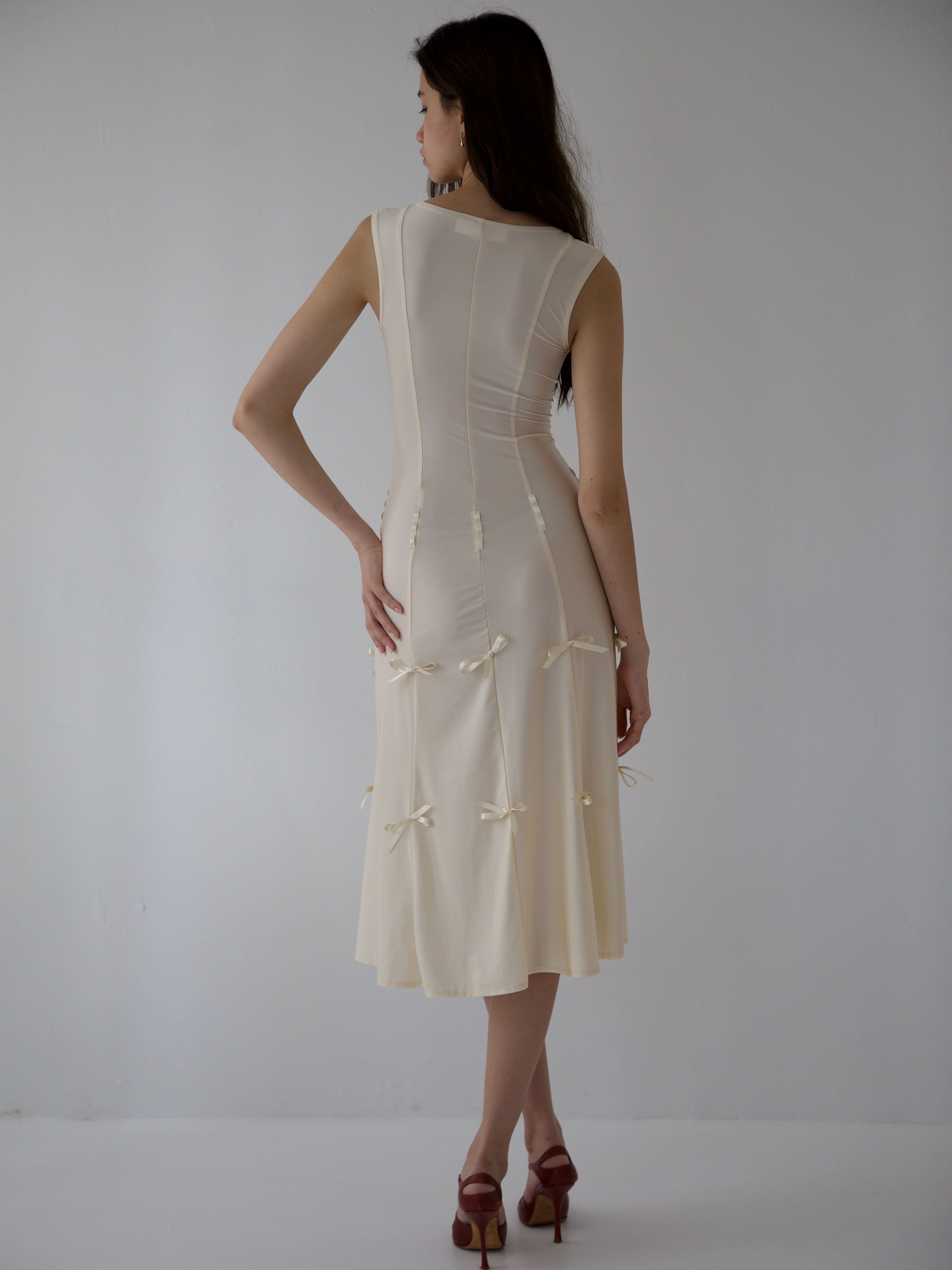 HEIRESS DRESS IN CREAM