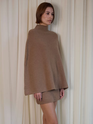 
                  
                    Load image into Gallery viewer, AMBROSIA KNIT PONCHO IN TEDDY
                  
                