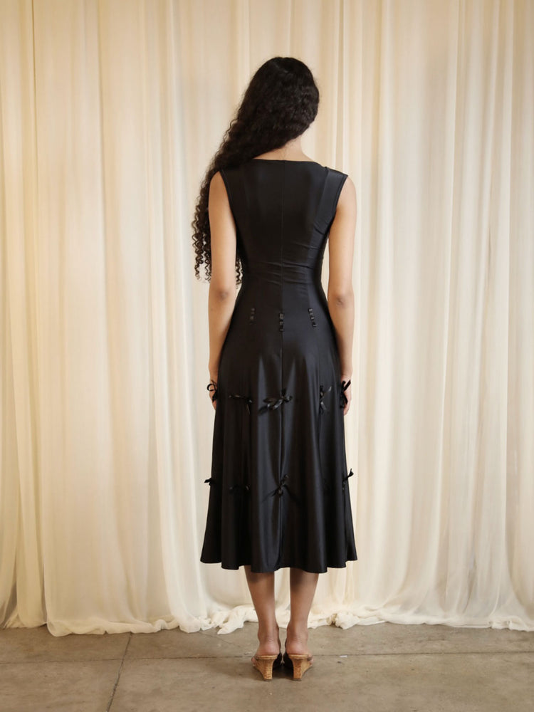 
                  
                    Load image into Gallery viewer, HEIRESS DRESS IN BLACK
                  
                