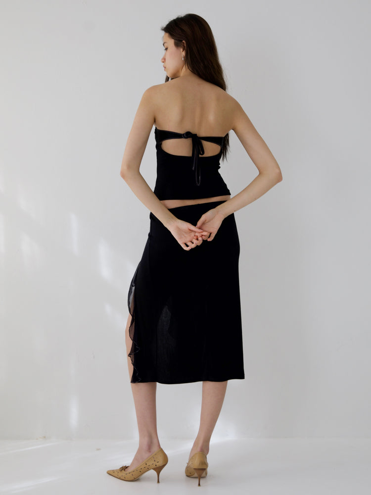 
                  
                    Load image into Gallery viewer, BLOSSOM SKIRT IN BLACK (pre-order)
                  
                