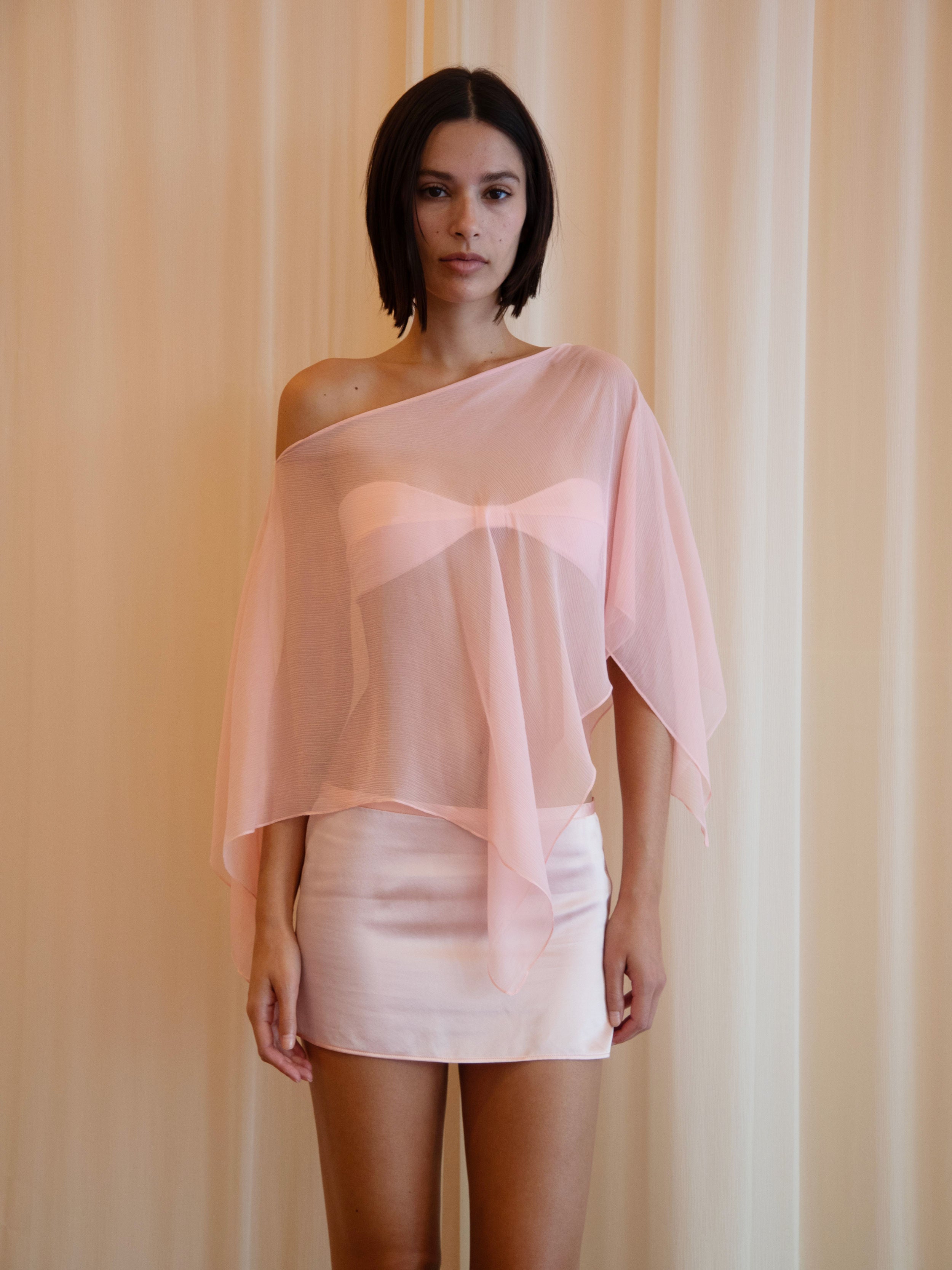 HONEYCRISP PONCHO SET IN BALLET