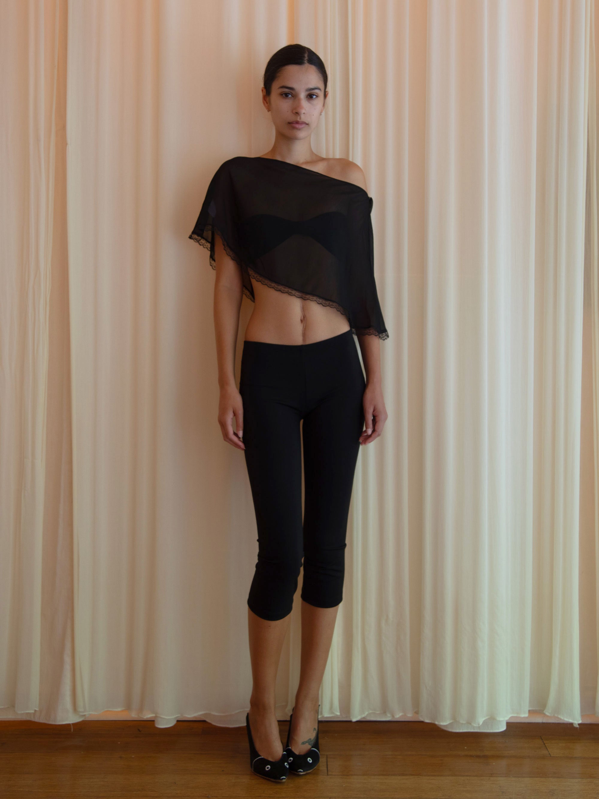 ORACLE PONCHO SET IN BLACK (PRE-ORDER)