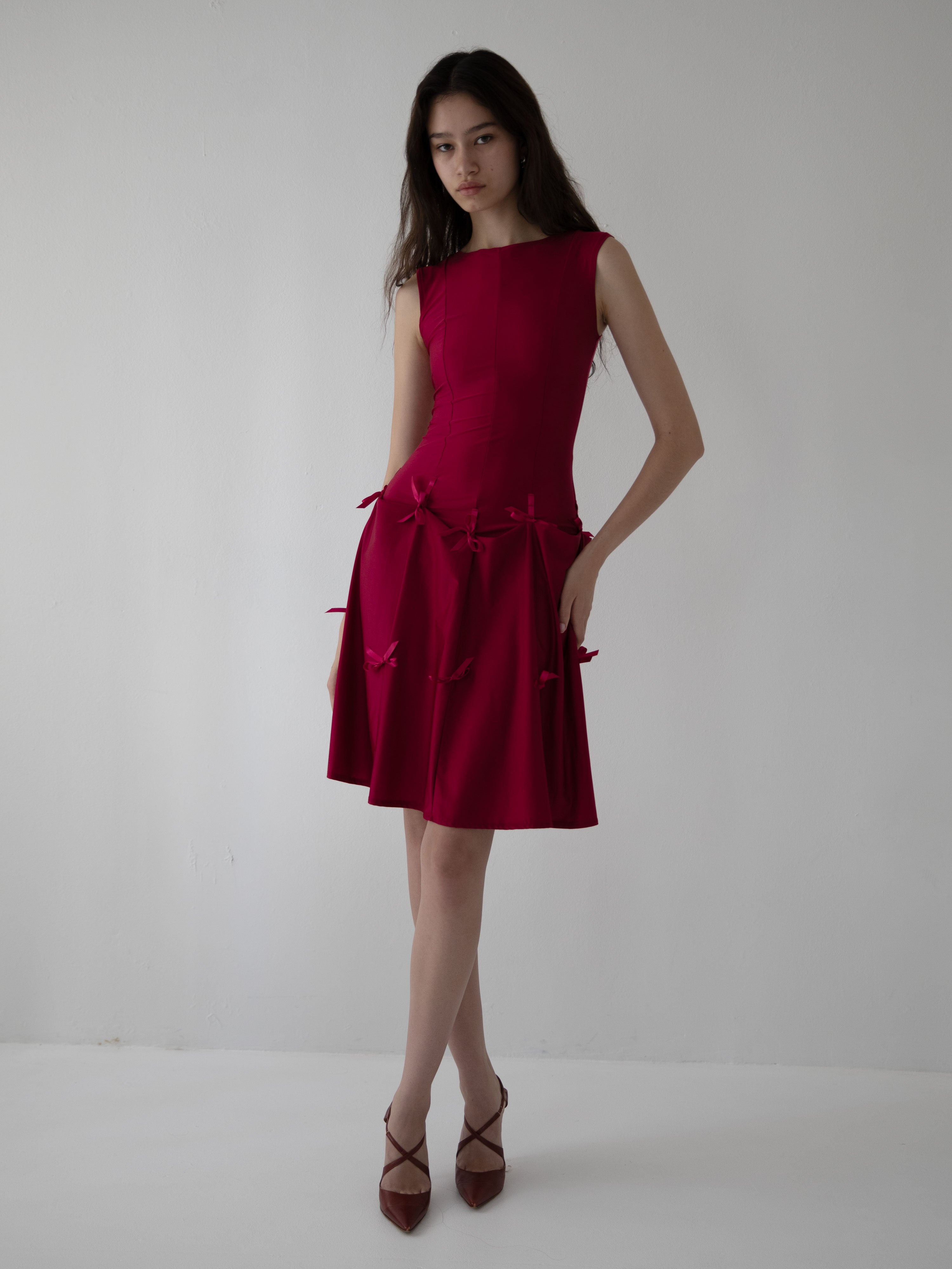 HEIRESS DRESS IN SANGRIA (PRE-ORDER)