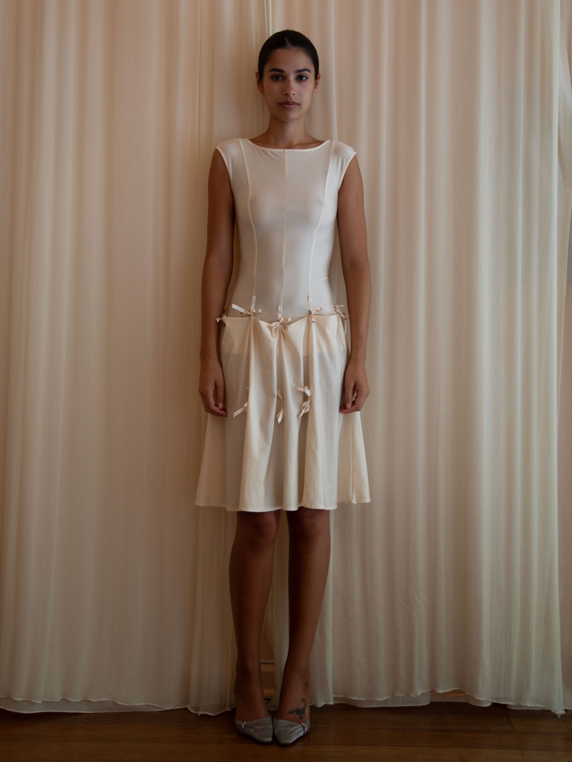 HEIRESS DRESS IN CREAM