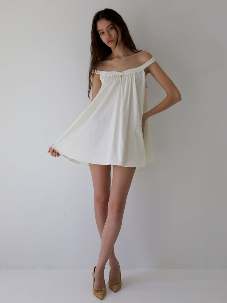 
                  
                    Load image into Gallery viewer, POLLEN DRESS IN IVORY (pre-order)
                  
                