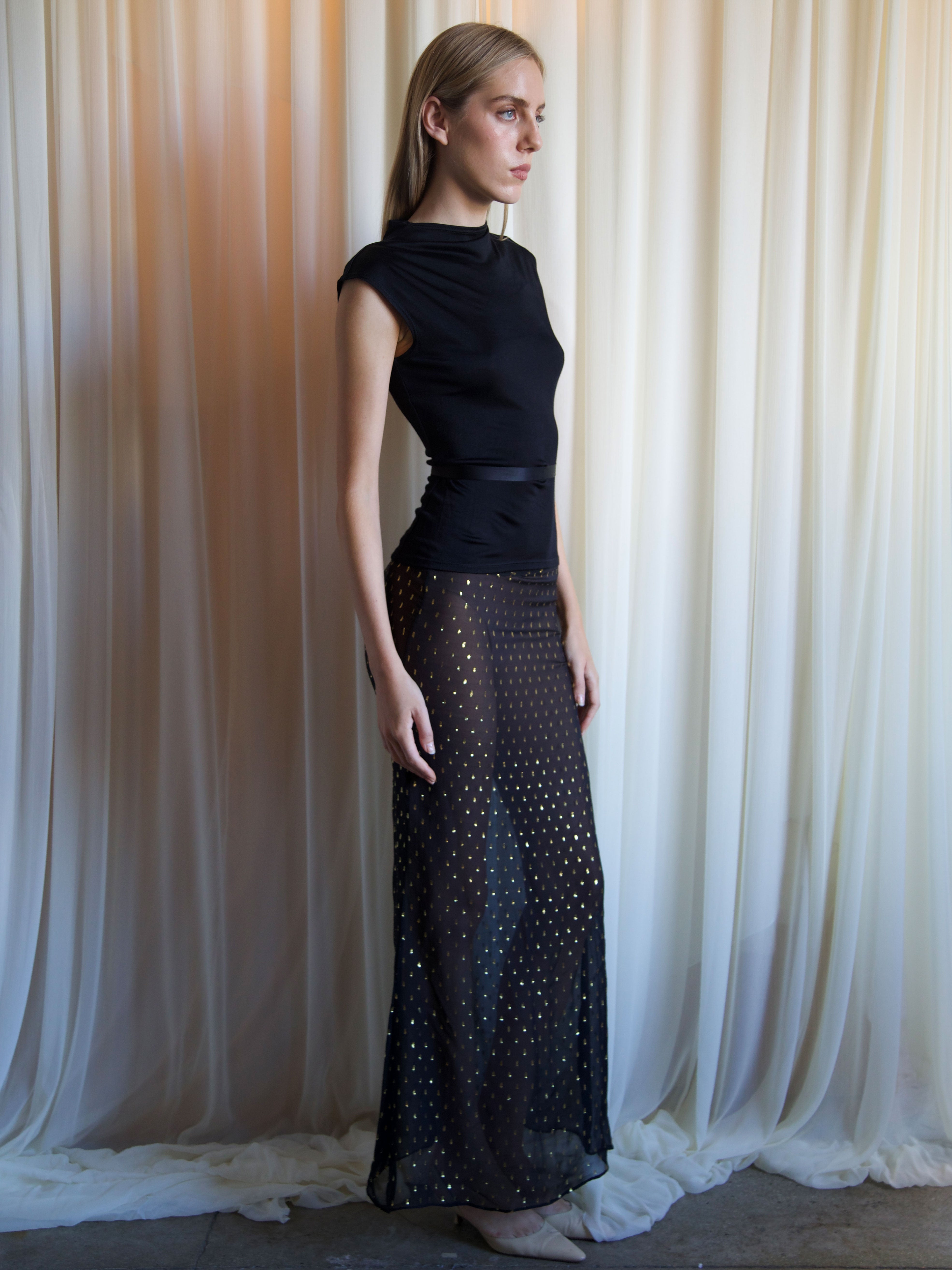 SOLSTICE SKIRT IN BLACK