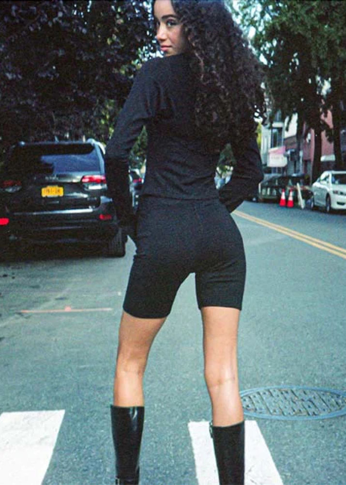 
                  
                    Load image into Gallery viewer, PLUM SHRUG BLACK + RECYCLED
                  
                